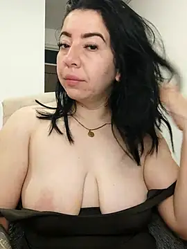 Snapshot of Im_coco chatting on July 5, 10:55 am Im coco online show from July 5, 10:55 am