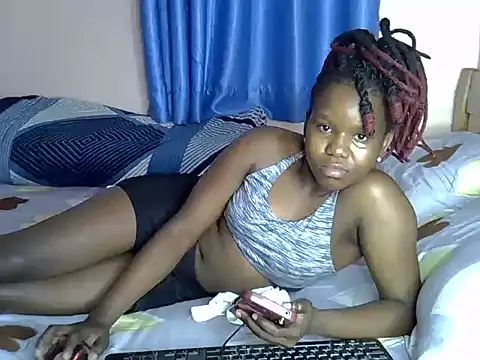 Snapshot of sweet_rozie chatting on June 10, 7:53 am sweet rozie online show from June 10, 7:53 am