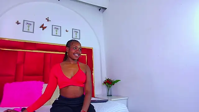 Snapshot of CoralHarrinson chatting on December 3, 8:19 pm CoralHarrinson online show from December 3, 8:19 pm