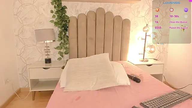 Roma  love online show from February 23, 2:35 pm