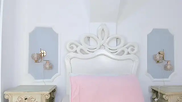 Roma  love online show from November 15, 12:20 pm