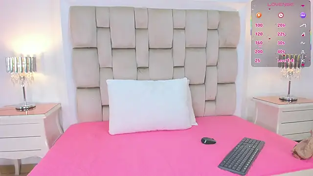 Roma  love online show from November 13, 12:53 pm