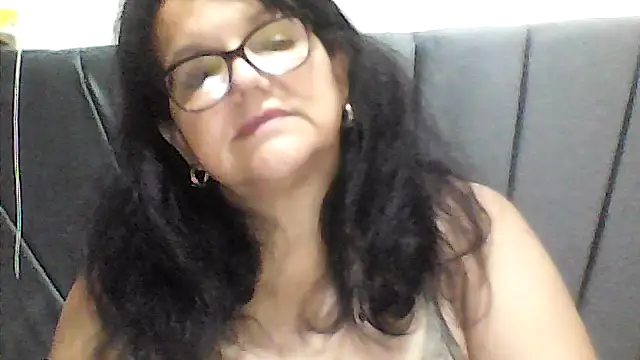 Snapshot of kassandra02 chatting on October 23, 3:38 am kassandra02 online show from October 23, 3:38 am