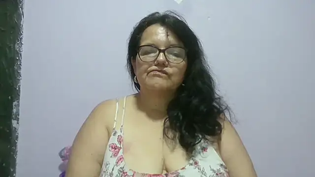 kassandra02 online show from April 19, 2:23 am