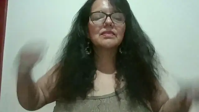 kassandra02 online show from March 10, 2:37 am