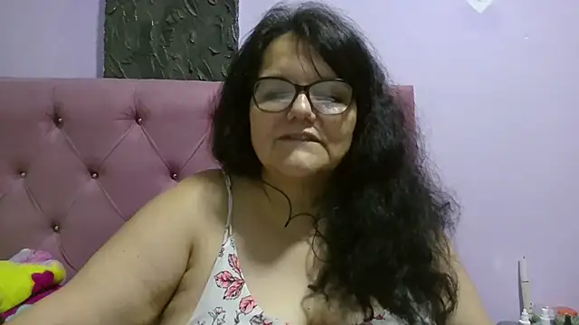 kassandra02 online show from May 26, 3:15 am
