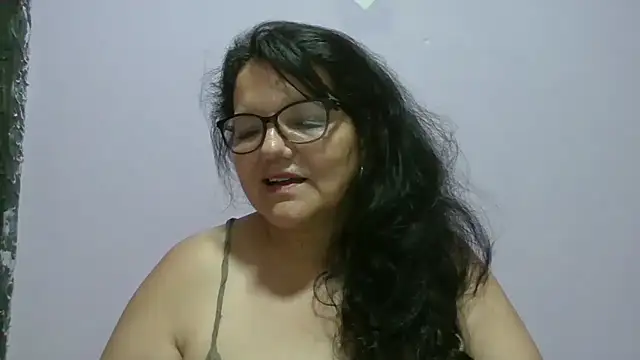 kassandra02 online show from April 29, 10:38 pm