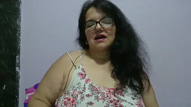 kassandra02 online show from May 18, 2:55 am