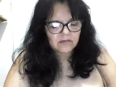 Snapshot of kassandra02 chatting on February 25, 2:37 pm kassandra02 online show from February 25, 2:37 pm