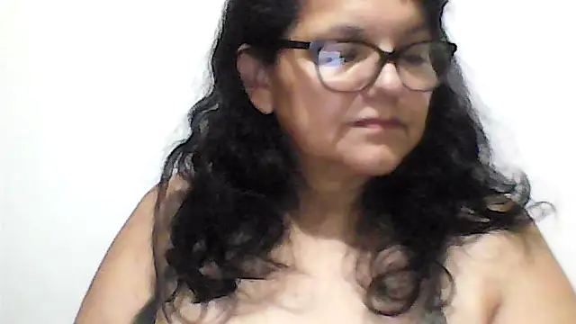 kassandra02 online show from February 9, 2:42 am