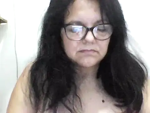 Snapshot of kassandra02 chatting on February 14, 4:09 pm kassandra02 online show from February 14, 4:09 pm