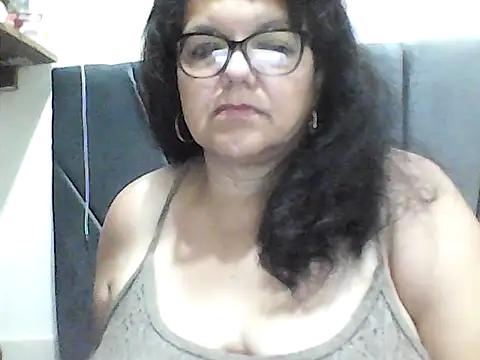 Snapshot of kassandra02 chatting on October 2, 2:42 pm kassandra02 online show from October 2, 2:42 pm