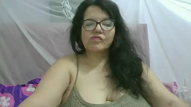 Snapshot of kassandra02 chatting on July 17, 2:09 am kassandra02 online show from July 17, 2:09 am