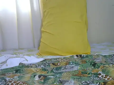 Babyjuliana  online show from August 9, 6:30 am