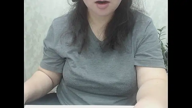 Snapshot of AsweetyAli chatting on February 26, 5:24 pm AsweetyAli online show from February 26, 5:24 pm