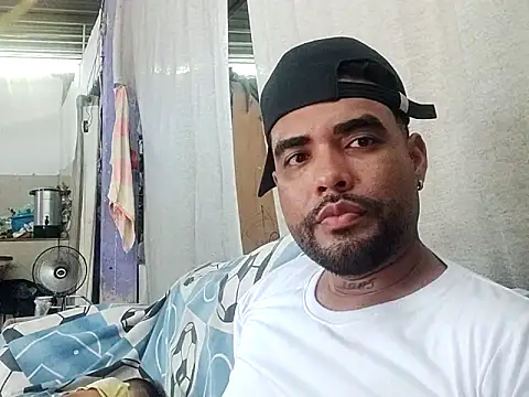 Miguelito955 online show from February 25, 4:35 pm