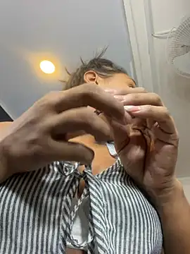 NaiomyLanes online show from March 27, 12:28 pm