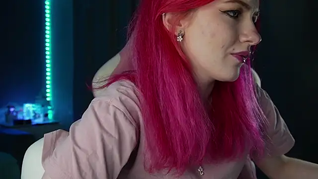 joyhannahh online show from January 17, 4:32 pm