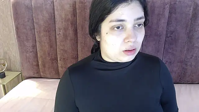 Snapshot of AgathaLynx chatting on February 27, 11:39 am AgathaLynx online show from February 27, 11:39 am