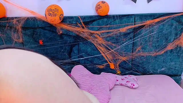 AgathaLynx online show from November 2, 12:32 pm