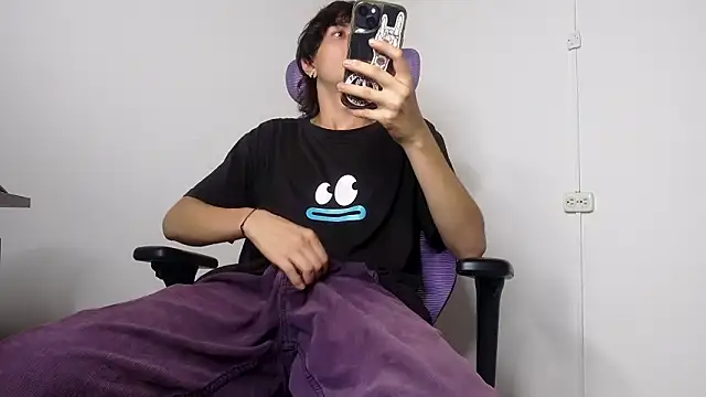 alex connorr online show from February 11, 12:54 am