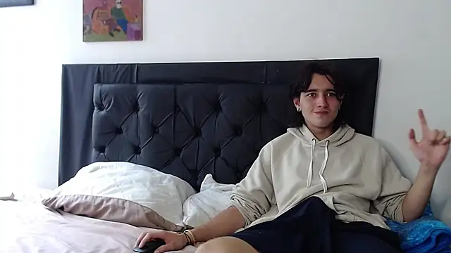 Snapshot of alex_connorr chatting on March 14, 5:24 pm alex connorr online show from March 14, 5:24 pm