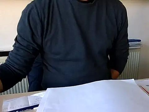 Snapshot of fikoivos chatting on October 25, 9:19 am fikoivos online show from October 25, 9:19 am