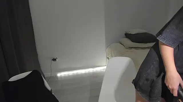 Snapshot of im_lucky_adam chatting on November 29, 2:17 pm im lucky adam online show from November 29, 2:17 pm