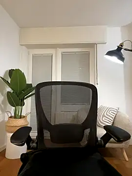 Lena Blom online show from October 5, 7:48 pm