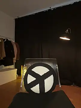 Lena Blom online show from March 6, 5:33 pm