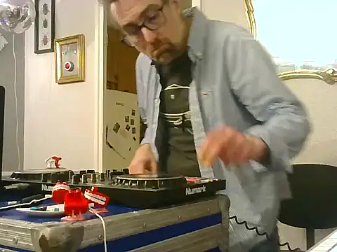 bibananaman online show from January 13, 5:12 pm