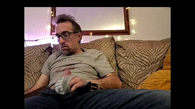 bibananaman online show from February 7, 6:24 am