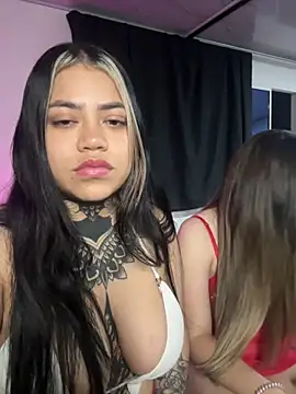 aliensexy online show from March 3, 11:45 pm