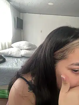 aliensexy online show from February 10, 9:03 pm