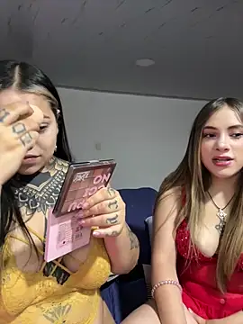 aliensexy online show from March 12, 12:05 am