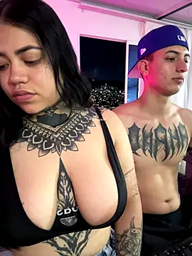 Snapshot of aliensexy chatting on September 13, 11:38 pm aliensexy online show from September 13, 11:38 pm