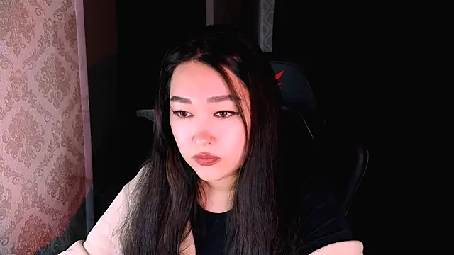 Erica Wayne online show from October 30, 9:40 am