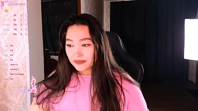 Erica Wayne online show from November 2, 7:46 am