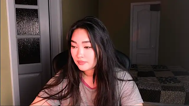 Erica Wayne online show from January 29, 4:19 pm