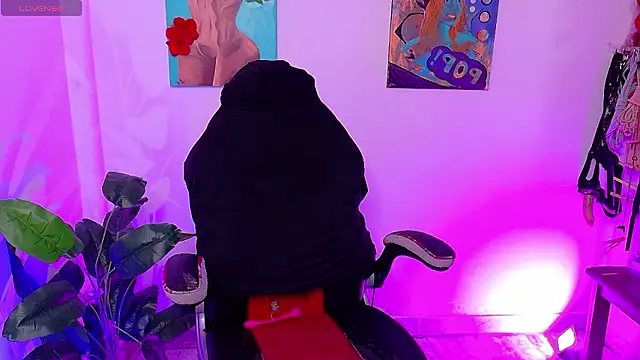 pandorabeker online show from March 3, 10:50 pm