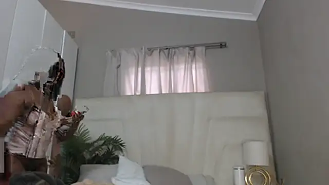 naughtyblackdolie online show from March 13, 9:36 am