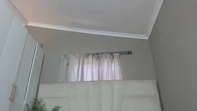 naughtyblackdolie online show from April 6, 8:15 am