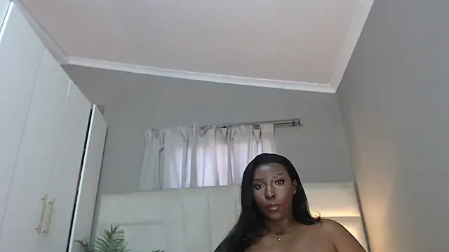 naughtyblackdolie online show from July 9, 10:26 am