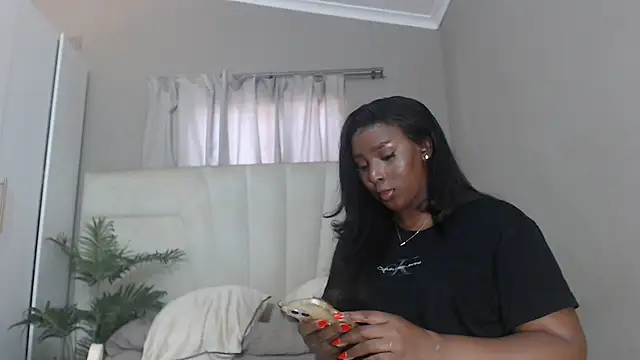 naughtyblackdolie online show from July 29, 10:58 am