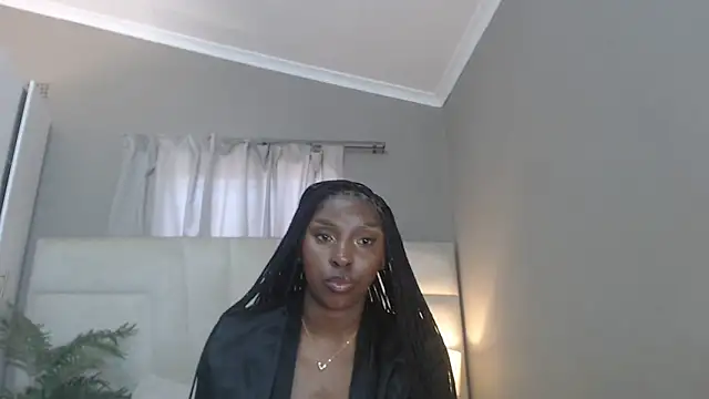 naughtyblackdolie online show from December 20, 10:29 am