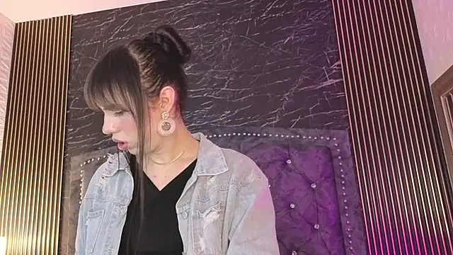 diosagolden online show from November 3, 8:34 pm