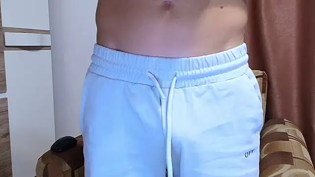 Snapshot of RossWillis chatting on November 28, 4:23 am RossWillis online show from November 28, 4:23 am