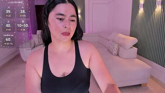 Snapshot of Anna_parkker_ chatting on June 18, 8:03 pm Anna parkker online show from June 18, 8:03 pm