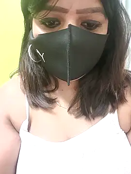 bellaqueen92 online show from March 18, 5:55 pm