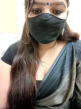 bellaqueen92 online show from December 18, 9:29 pm